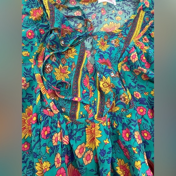 Beautiful Bright Colored Flowy dress for Spring/Summer Boho babydoll dress feel - Picture 7 of 8